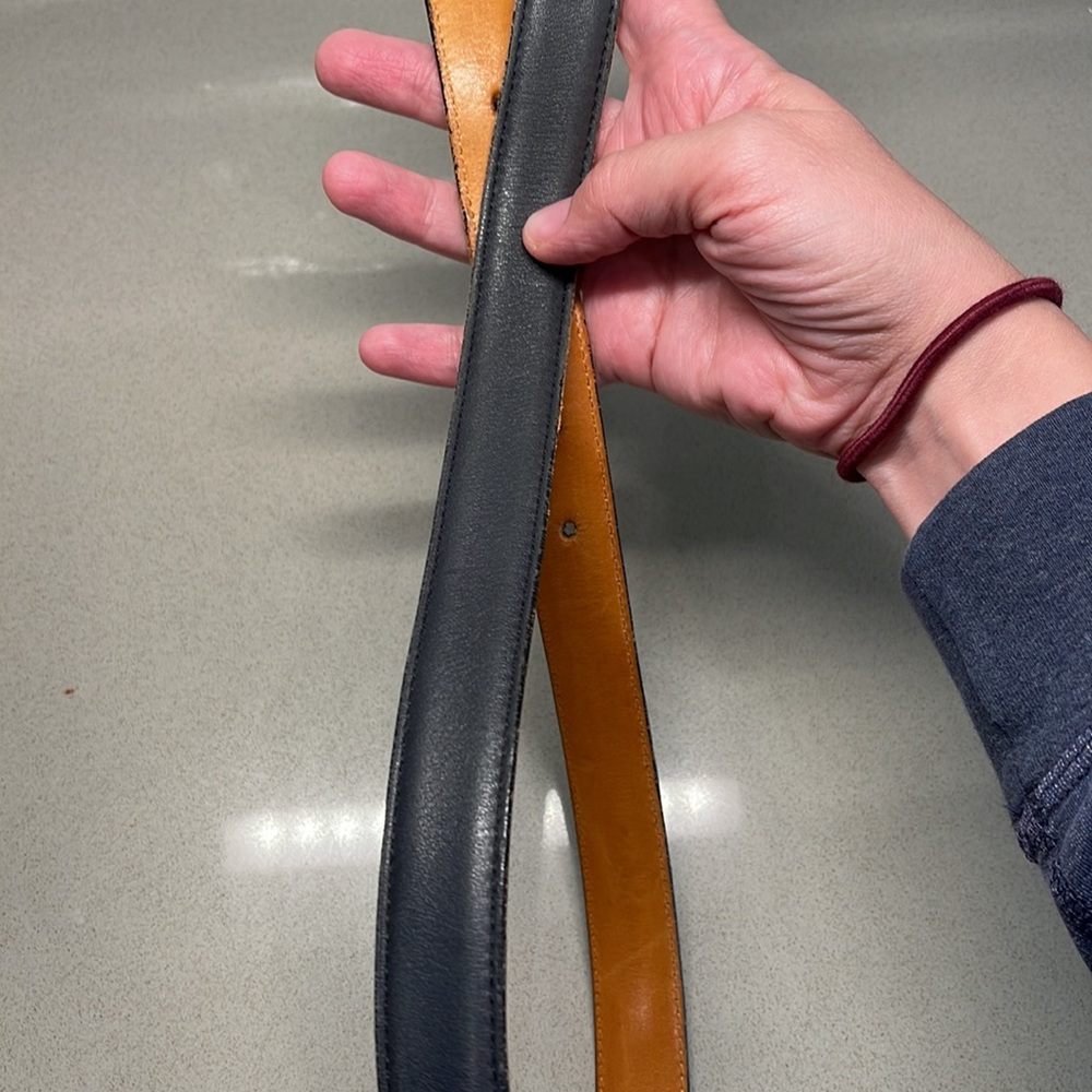 Vintage Coach Navy Belt - Picture 3 of 8